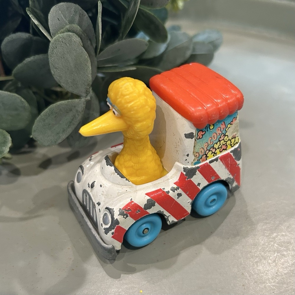 Vintage Playskool 1983 Sesame Street Big Bird Popcorn‎ Truck Diecast Metal Car